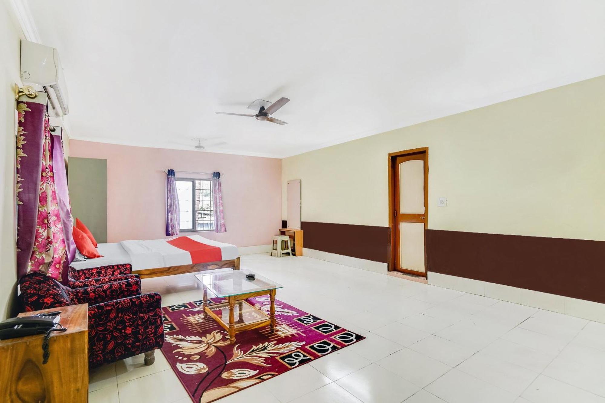 Oyo Flagship 9009 Tc Guest House Bhubaneswar Exterior photo